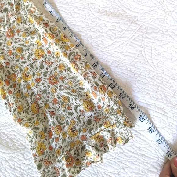 CYNTHIA Rowley Floral Oversized Calico Floral Ruffle Top L Cottagecore - Picture 9 of 11